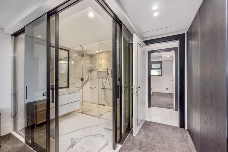 3 Bedroom Property for Sale in Bantry Bay Western Cape